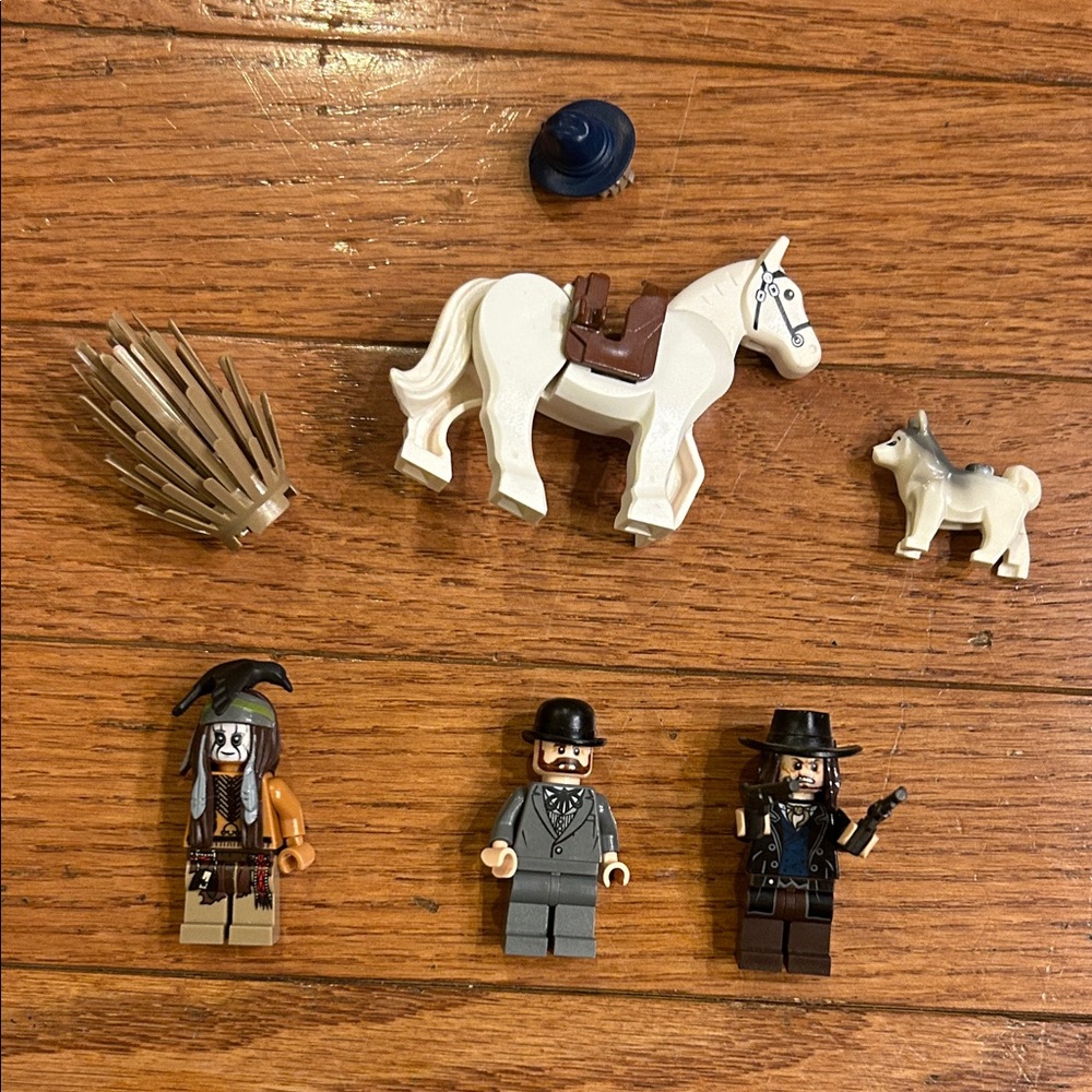 Lego Western Minifigures Lone Ranger White Horse, Tonto, Latham Cole, Butch